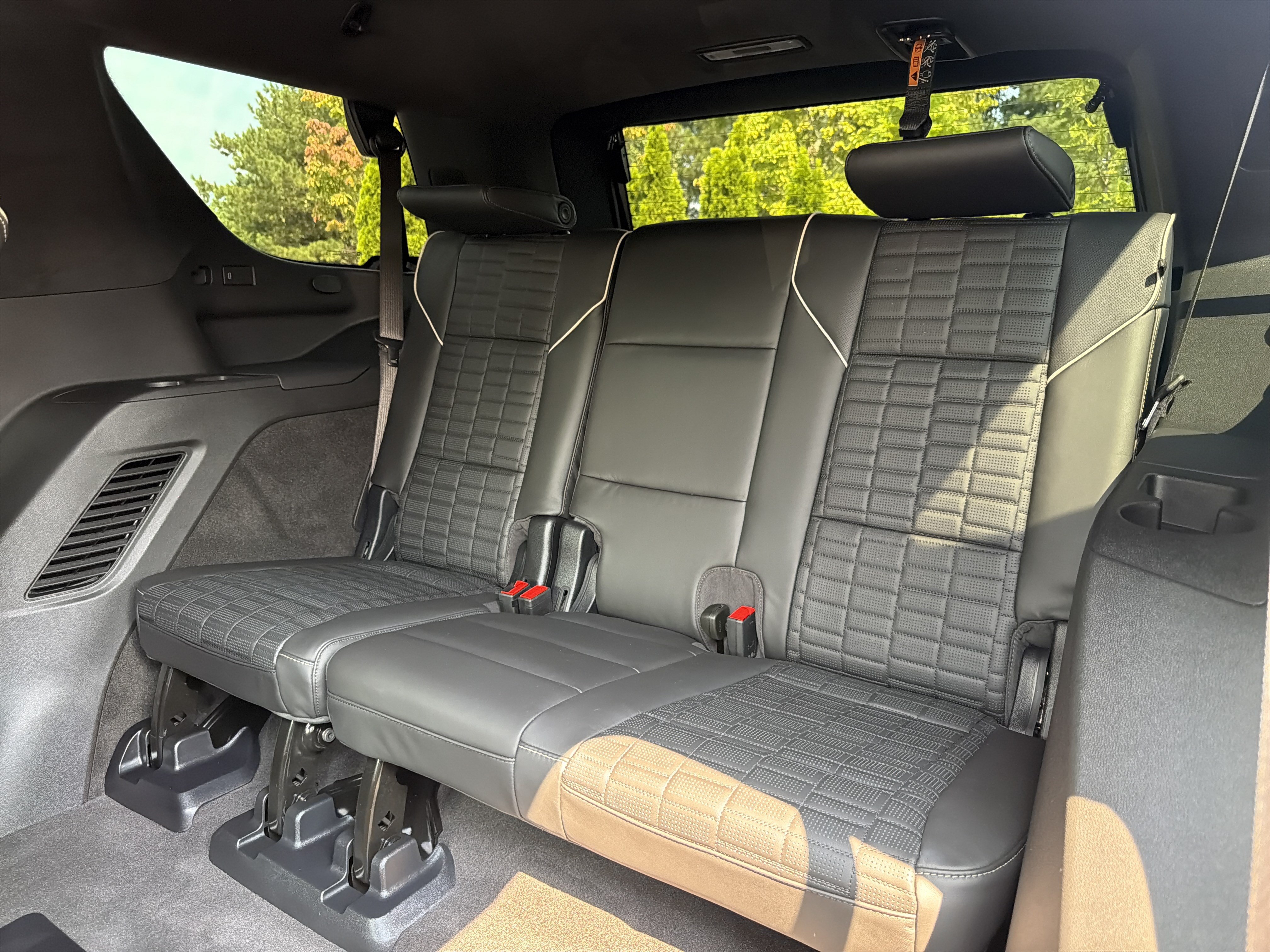 Used 2026 Cadillac Escalade V AWD/4WD image 9