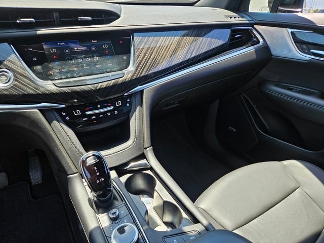 Certified 2023 Cadillac XT6 Premium Luxury w/ Technology Package FWD image 21