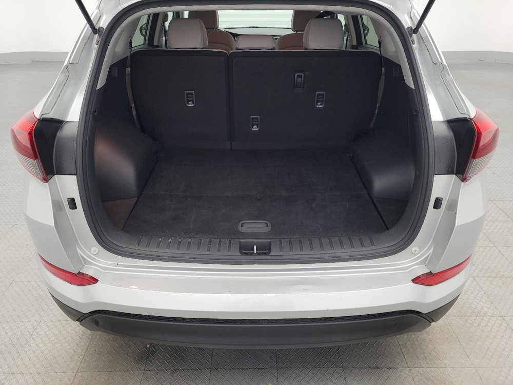 Used 2018 Hyundai Tucson SE image 29