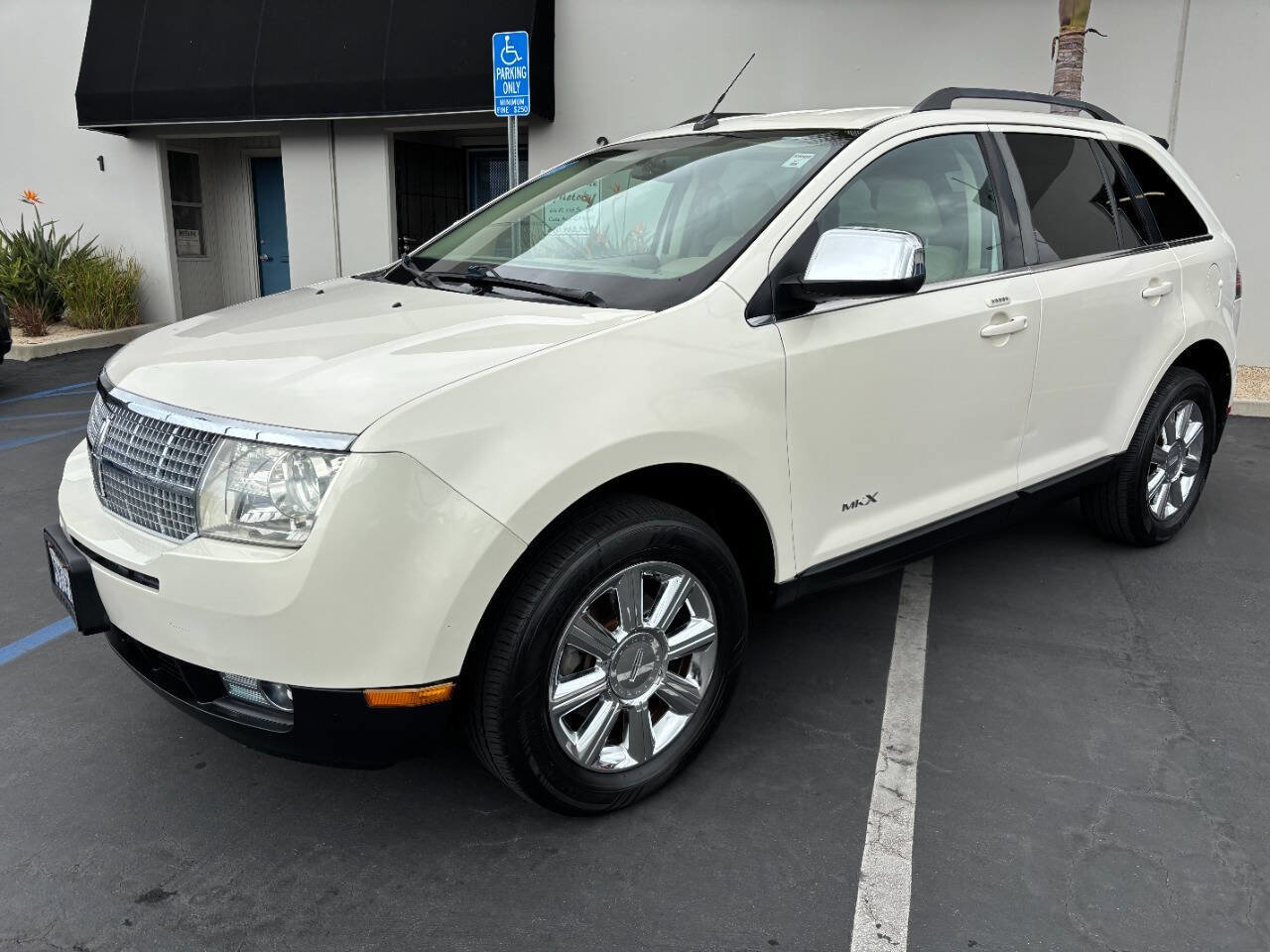 Used 2007 Lincoln MKX Base 4dr SUV image 1
