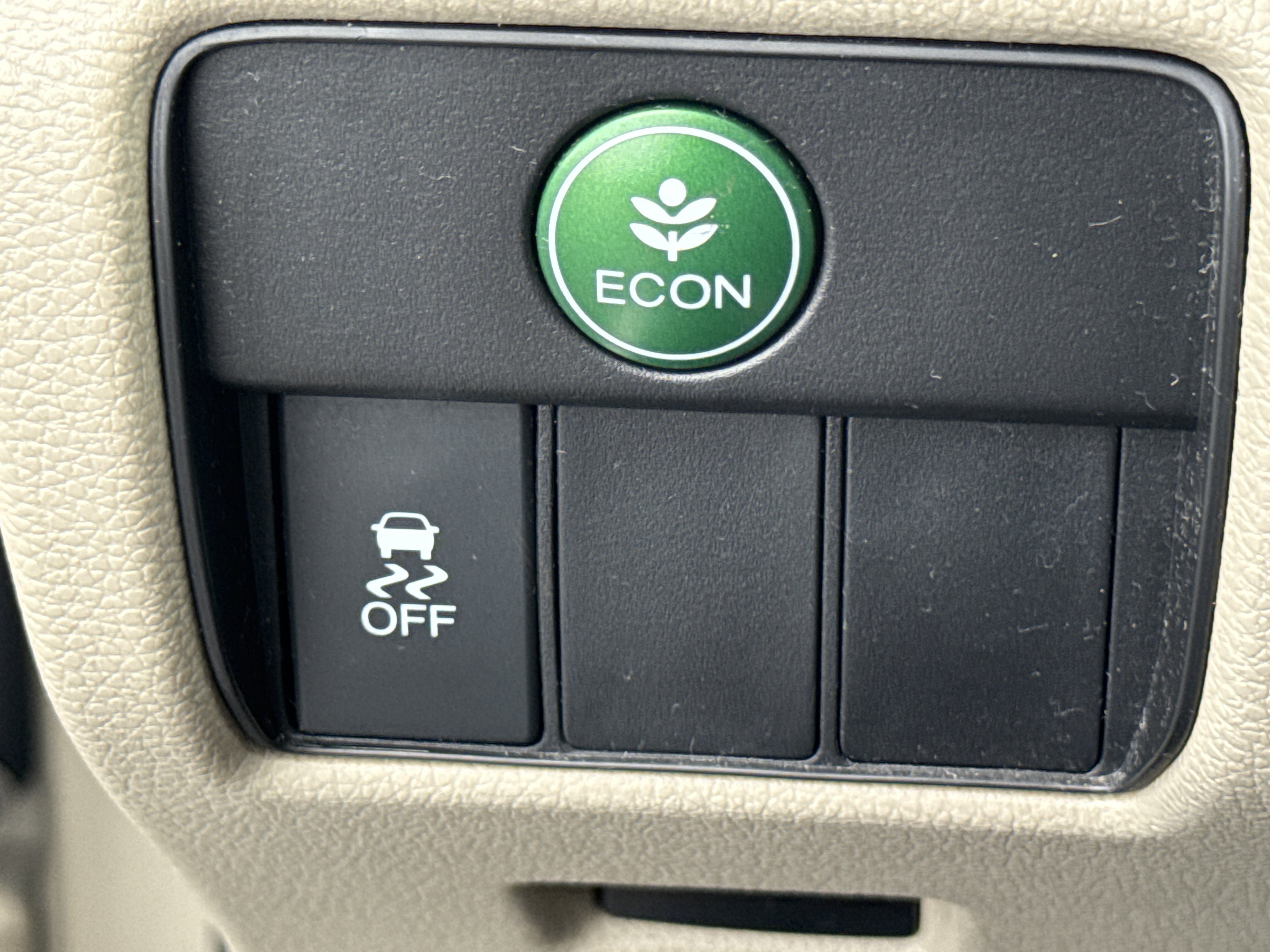 Certified 2017 Honda Accord LX image 30