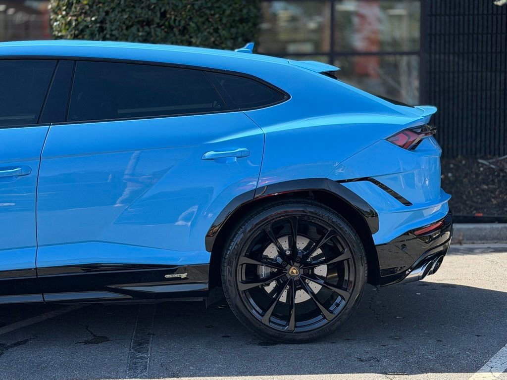 Used 2024 Lamborghini Urus S image 11