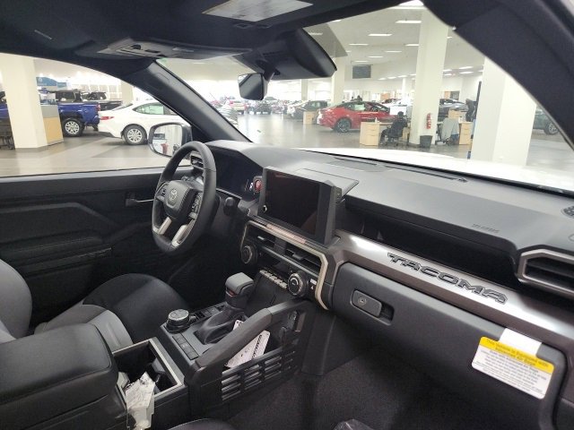 New 2025 Toyota Tacoma TRD Off-Road image 9