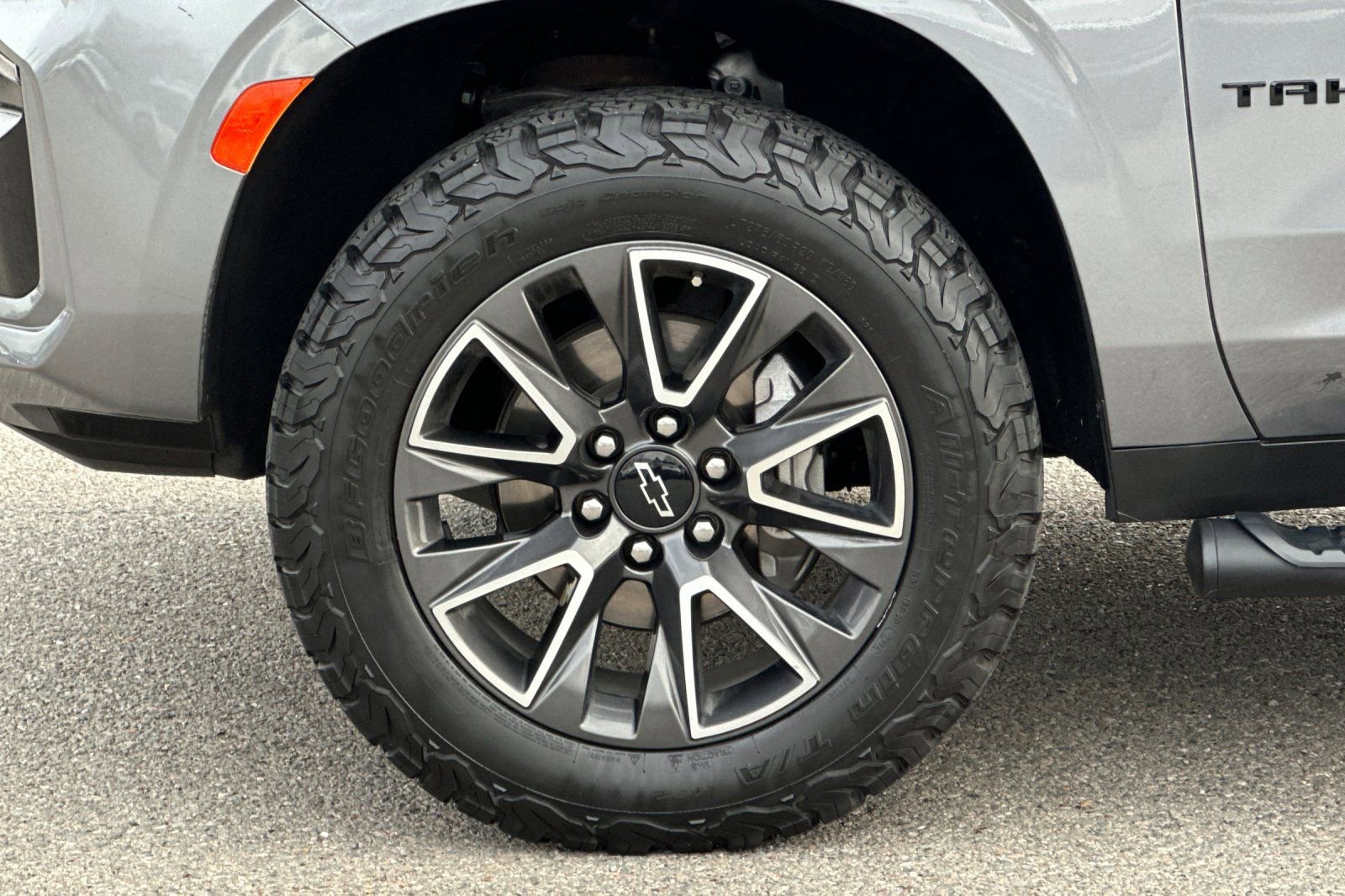 Used 2021 Chevrolet Tahoe Z71 image 32