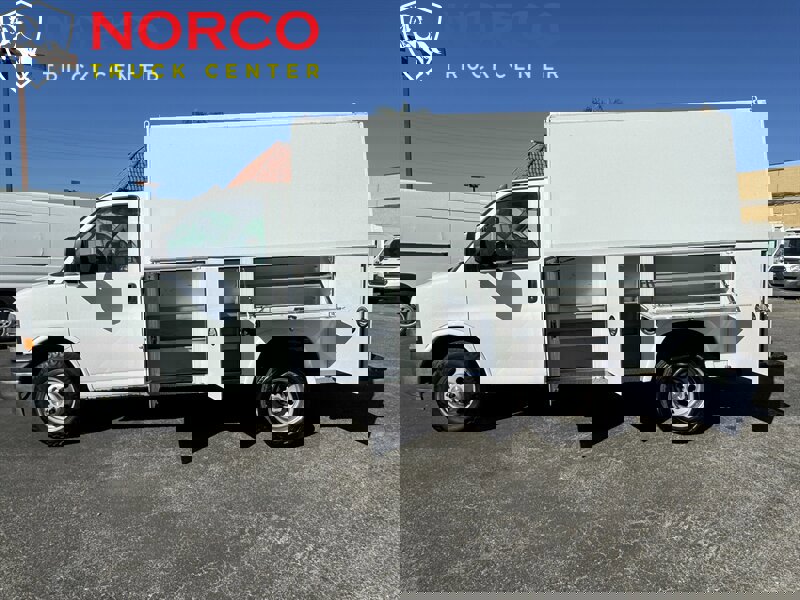 Used 2019 Chevrolet Express 3500 3500 w/ Power Convenience Package image 9