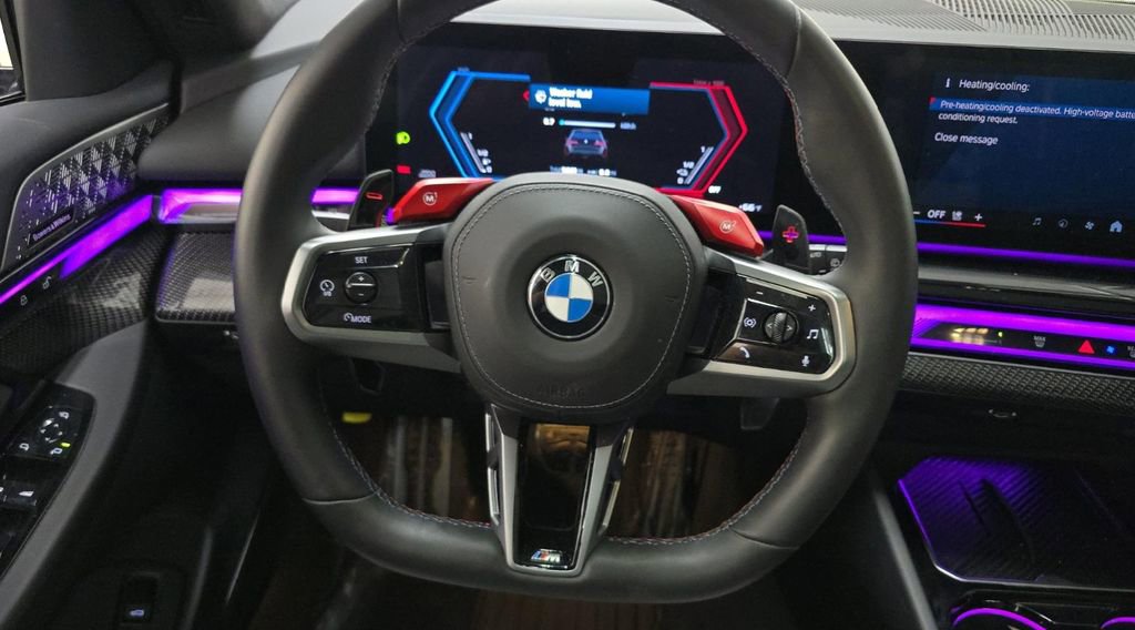 Used 2025 BMW M5 Touring image 7
