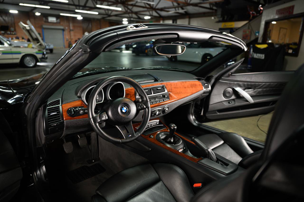Used 2007 BMW M Roadster RWD image 24
