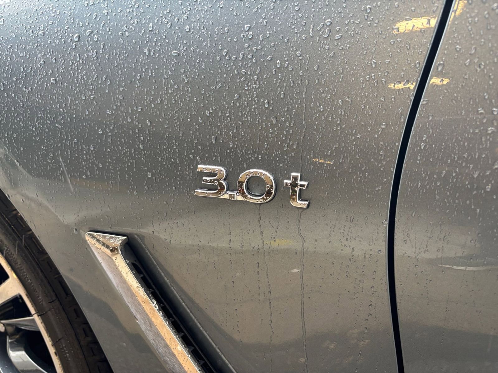 Used 2018 INFINITI Q60 3.0t Luxe AWD/4WD image 17