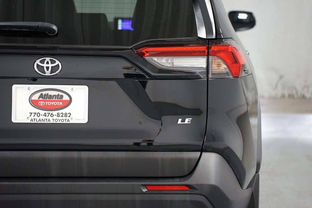 Certified 2024 Toyota RAV4 LE FWD image 10