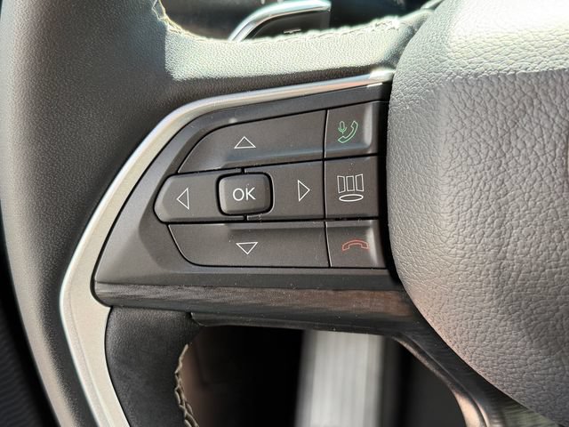 Used 2024 Jeep Grand Cherokee Altitude AWD/4WD image 27