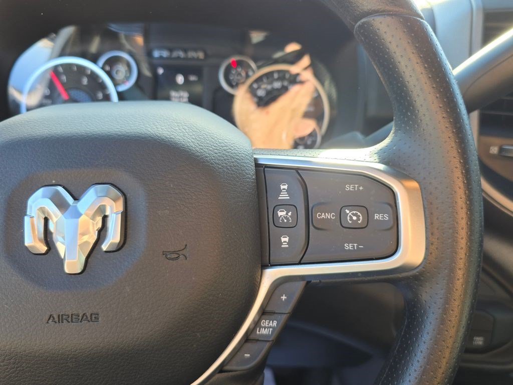 New 2025 RAM 5500 Tradesman AWD/4WD image 23