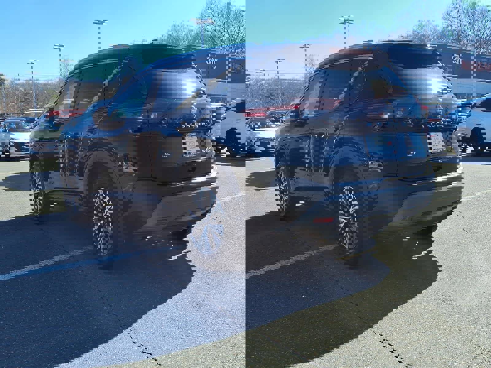 Certified 2023 Nissan Rogue SV w/ SV Premium B Package image 6