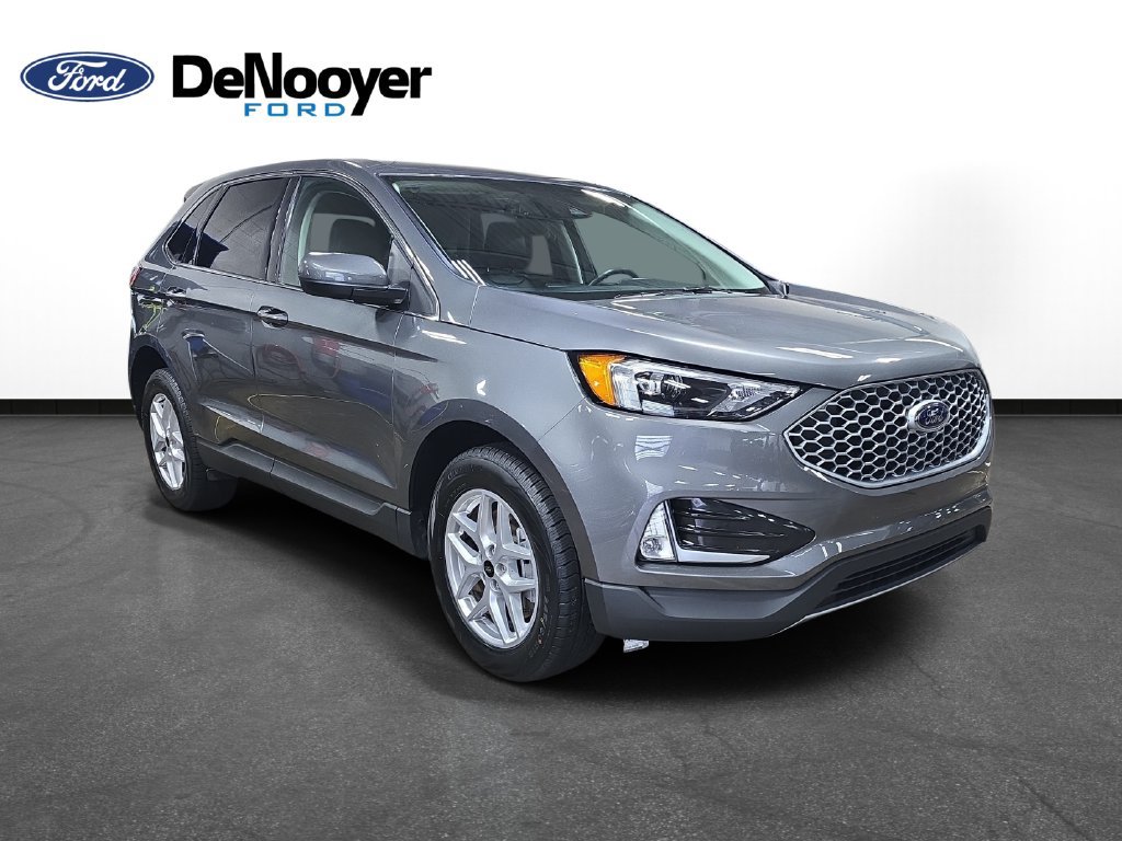 Used 2023 Ford Edge SEL w/ Convenience Package AWD/4WD image 4