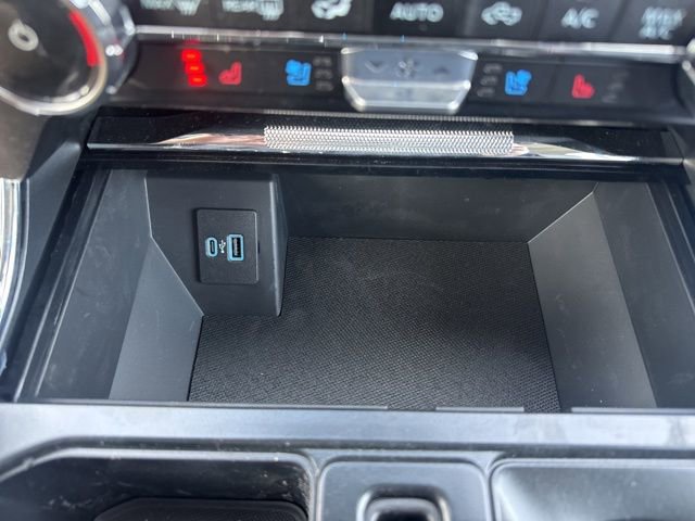 Used 2023 Ford F150 Lariat AWD/4WD image 37