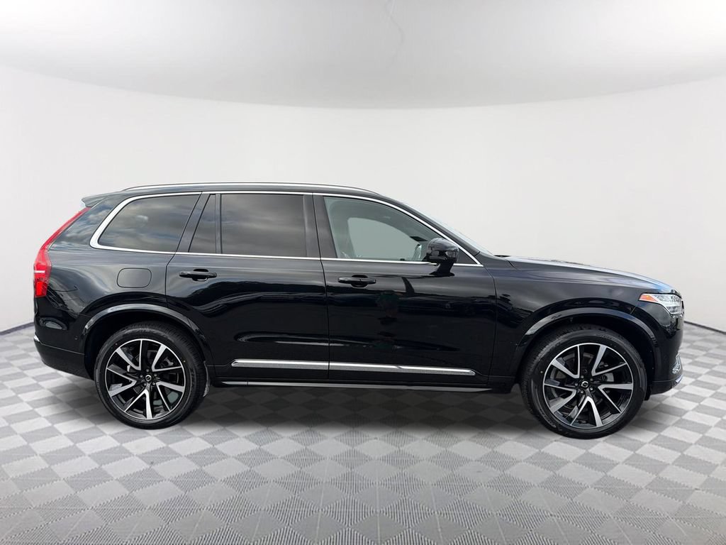 Used 2023 Volvo XC90 B6 Plus AWD/4WD image 4