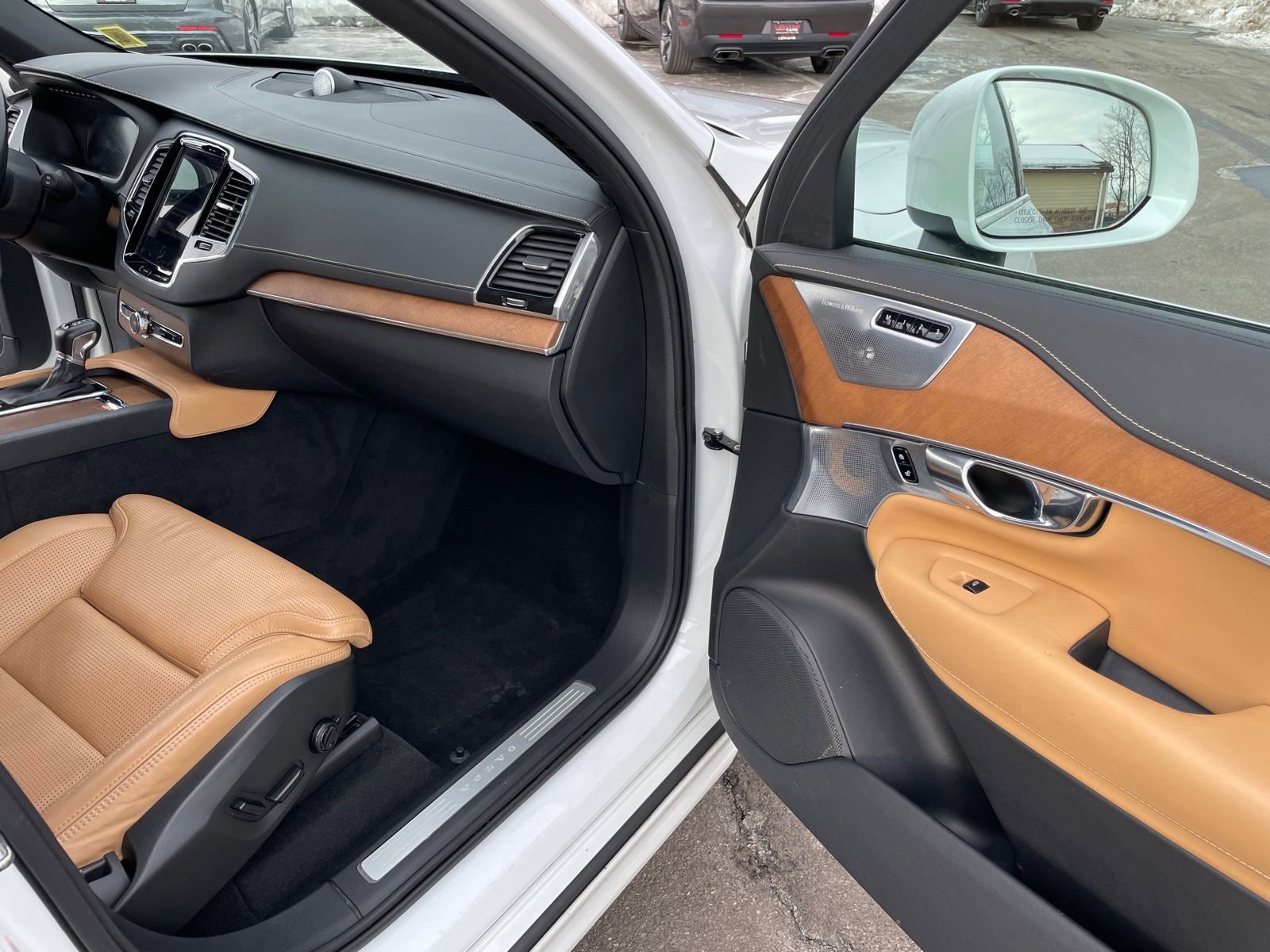 Used 2018 Volvo XC90 T6 Inscription w/ Convenience Package image 14