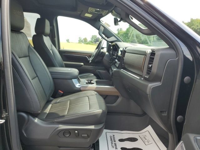 Used 2024 Chevrolet Silverado 3500 High Country w/ High Country Premium Package AWD/4WD image 24