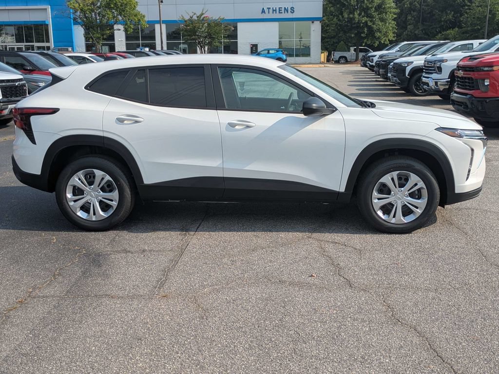 New 2026 Chevrolet Trax LS FWD image 3