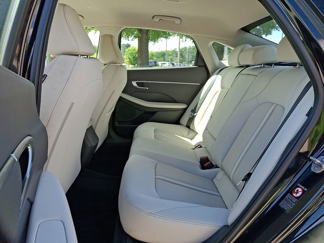 Used 2023 Hyundai Sonata SEL FWD image 12