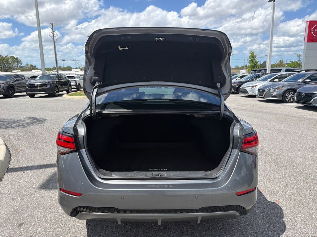 Used 2024 Nissan Sentra S image 9