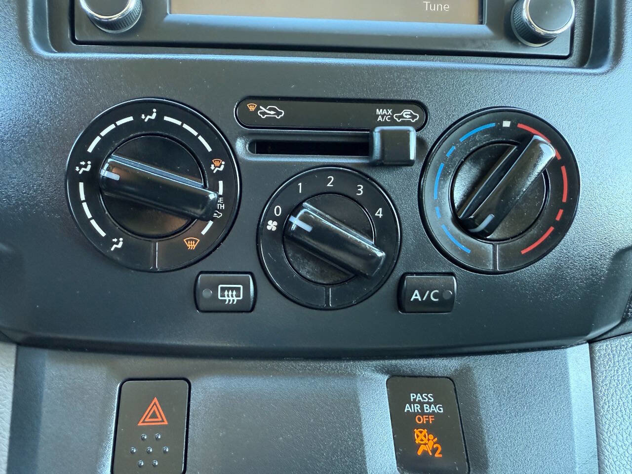 Used 2017 Chevrolet City Express LT w/ Technology Package image 36