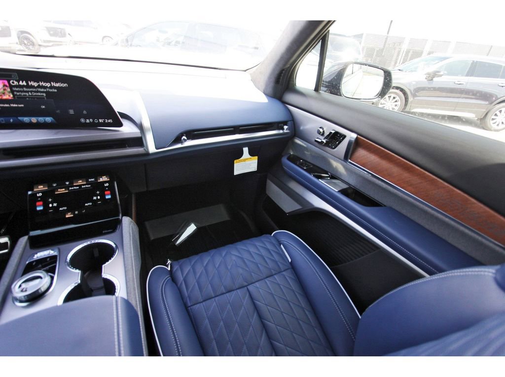 New 2026 Cadillac Vistiq Premium Luxury image 10