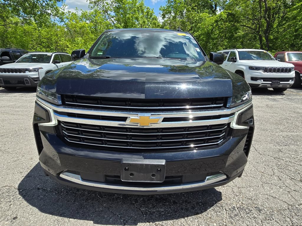 Used 2024 Chevrolet Suburban LT AWD/4WD image 12