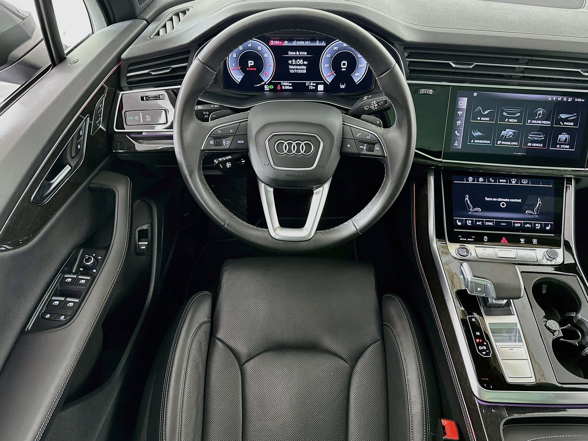 Used 2025 Audi Q7 3.0T Prestige AWD/4WD image 21
