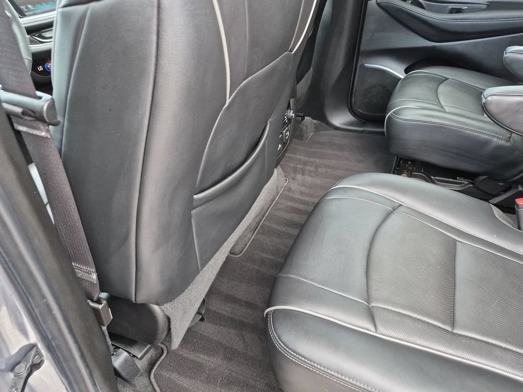 Used 2019 Buick Enclave Avenir w/ Avenir Technology Package FWD image 38