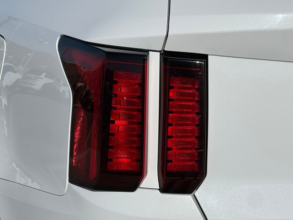 Used 2023 Kia Sorento X-Line EX image 11