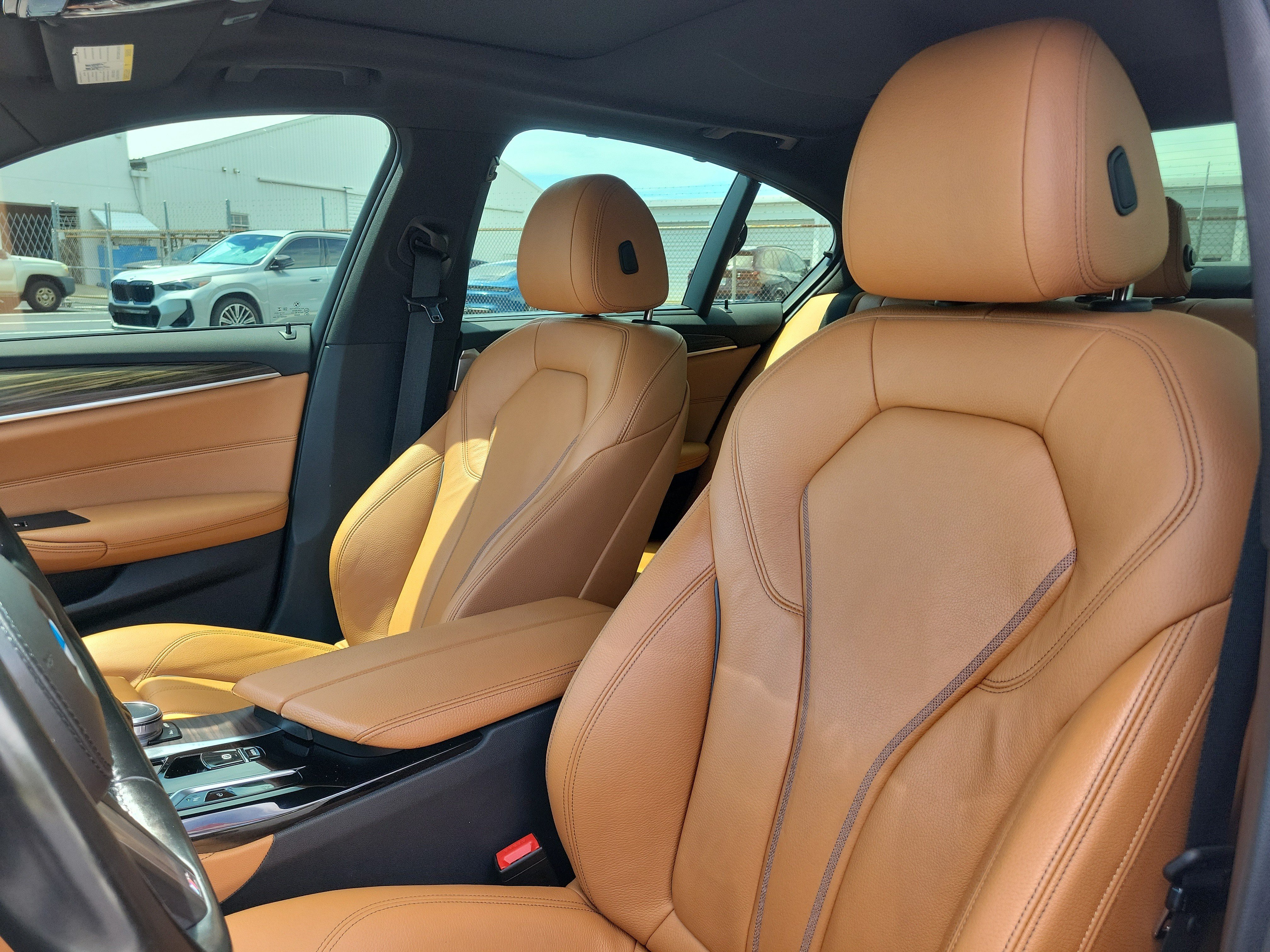 Used 2021 BMW 530i w/ M Sport Package RWD image 23