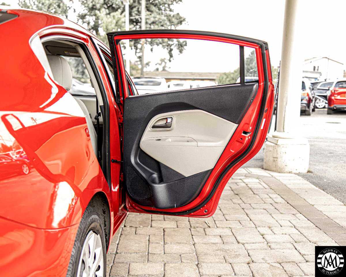 Used 2013 Kia Rio LX w/ PWR Pkg image 38