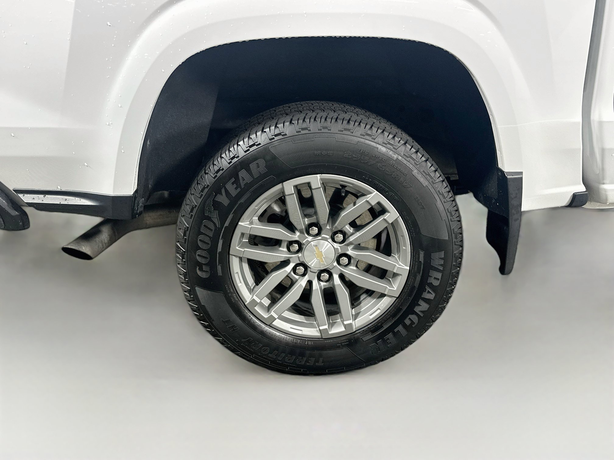Used 2024 Chevrolet Colorado LT w/ LT Convenience Package AWD/4WD image 11
