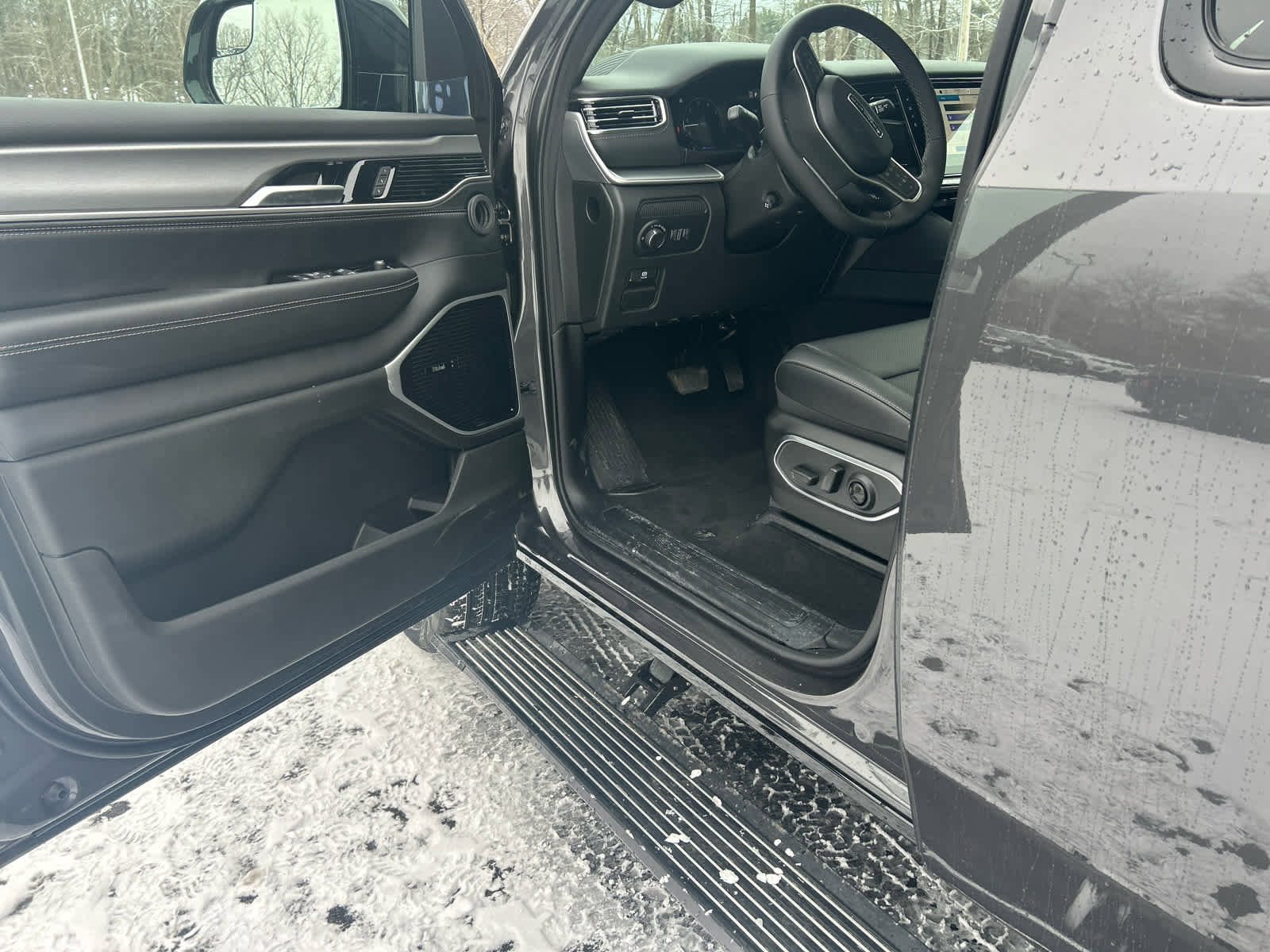 New 2026 Jeep Grand Wagoneer Limited image 16