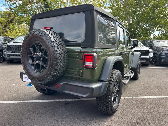 Used 2024 Jeep Wrangler Unlimited AWD/4WD image 15