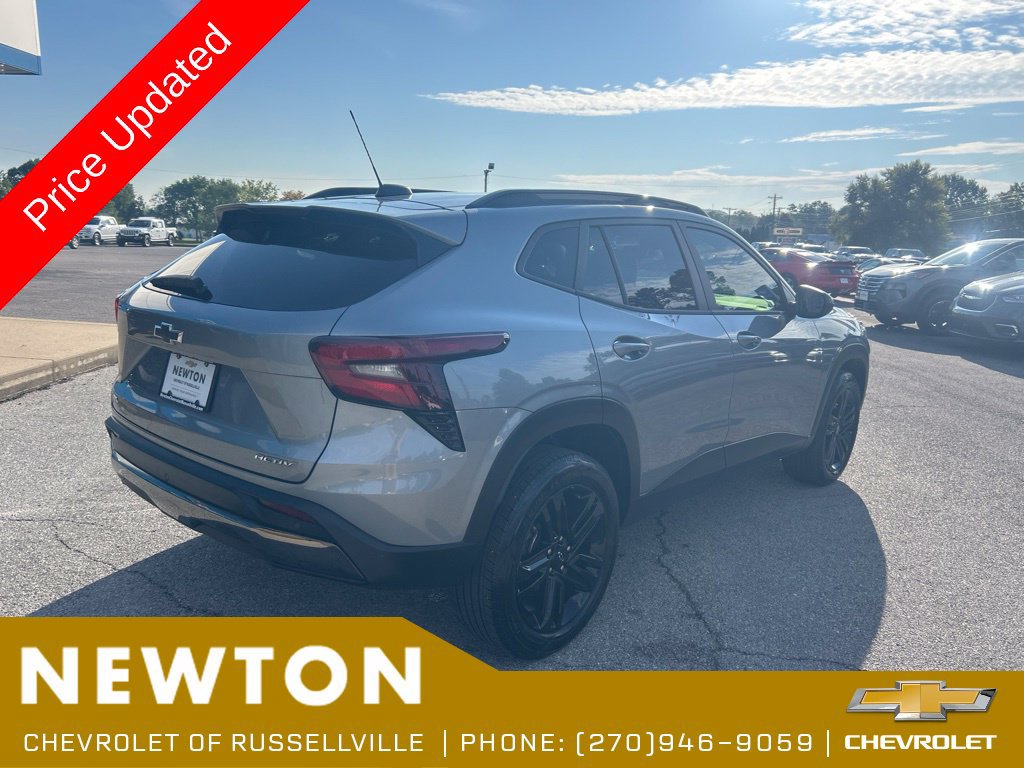 Used 2024 Chevrolet Trax ACTIV w/ Driver Confidence Package FWD image 38