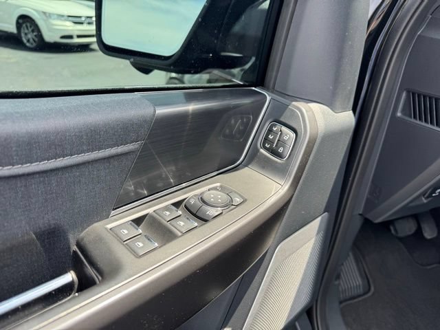 Used 2024 Ford F150 Lariat w/ Equipment Group 502A High AWD/4WD image 28