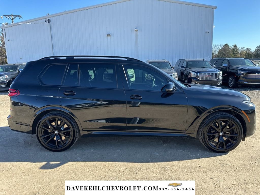 Used 2026 BMW X7 M60i image 7