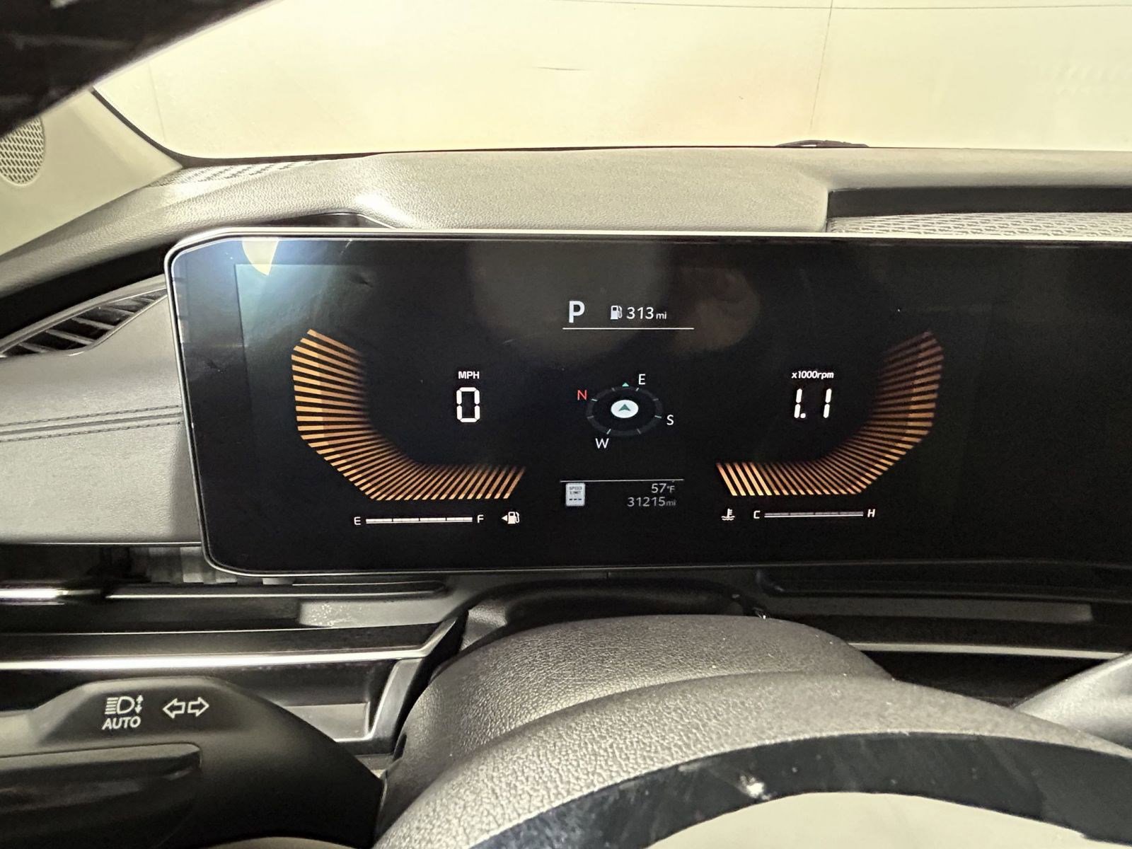 Certified 2025 Kia Carnival LXS image 28