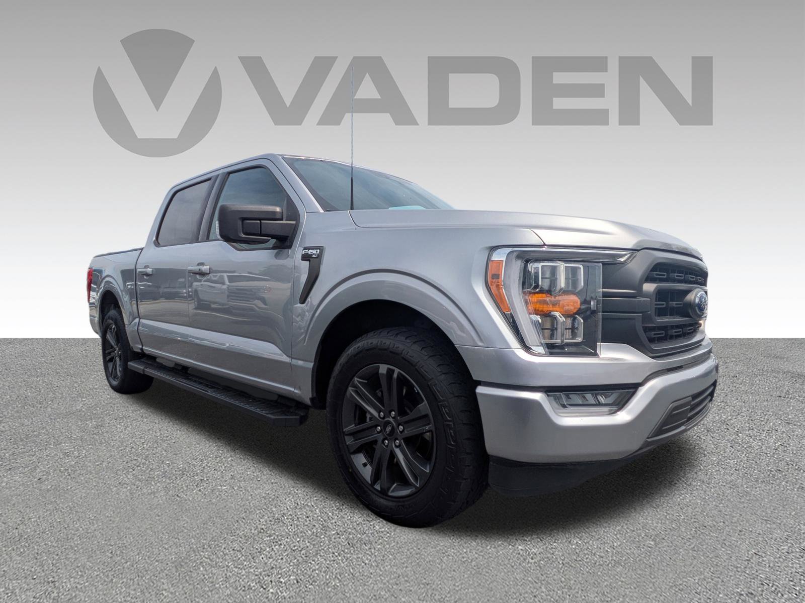 Used 2023 Ford F150 XLT w/ Equipment Group 302A High image 3