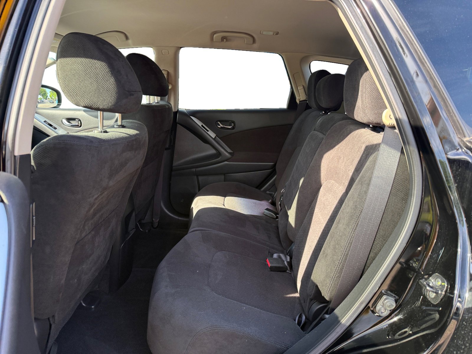 Used 2011 Nissan Murano S FWD image 16