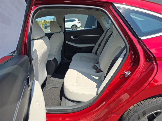 Certified 2025 Hyundai Sonata SE image 21
