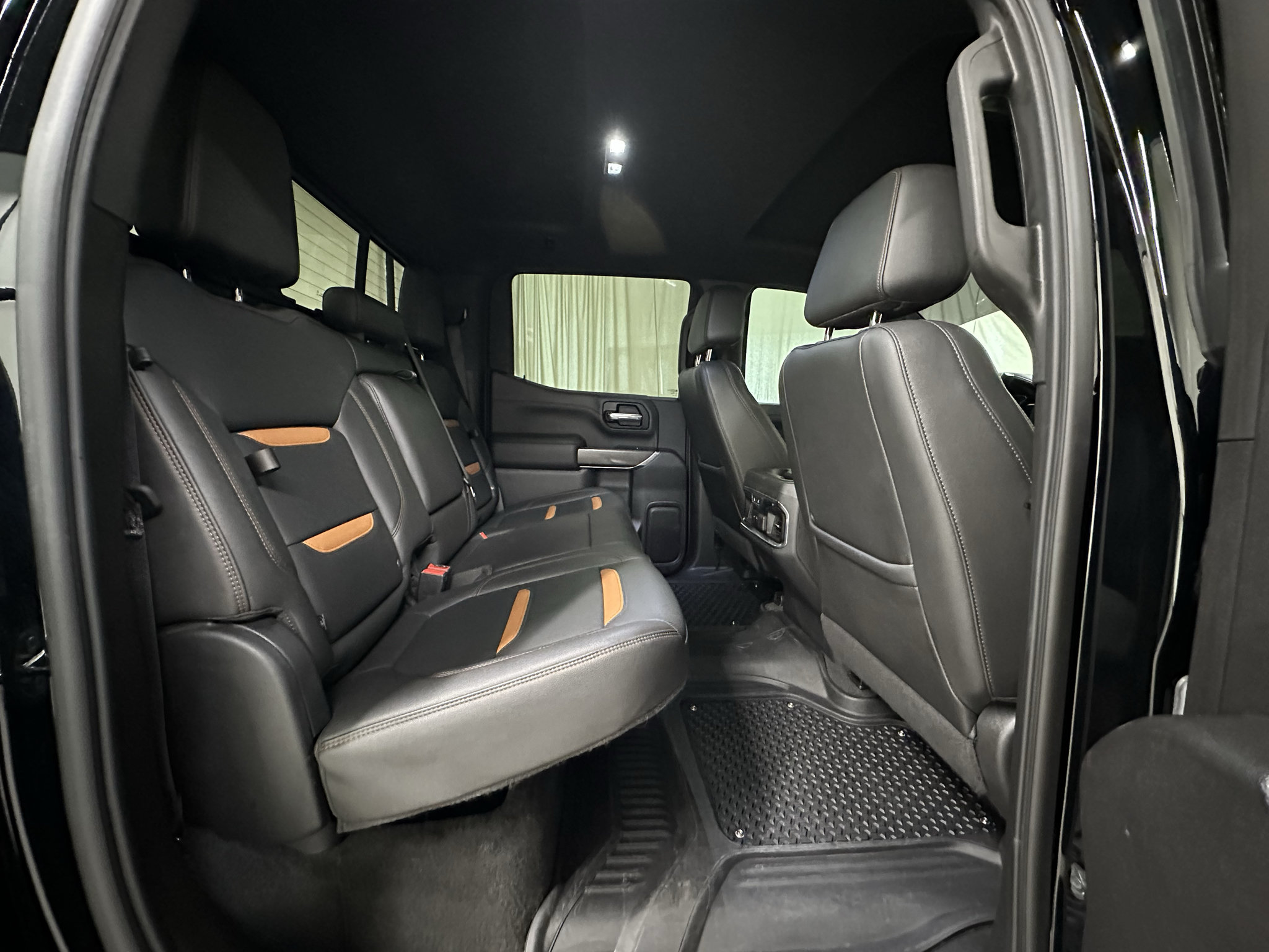 Used 2021 GMC Sierra 1500 AT4 w/ AT4 Preferred Package AWD/4WD image 17