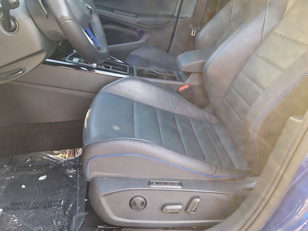 Used 2024 Volkswagen Golf R image 11
