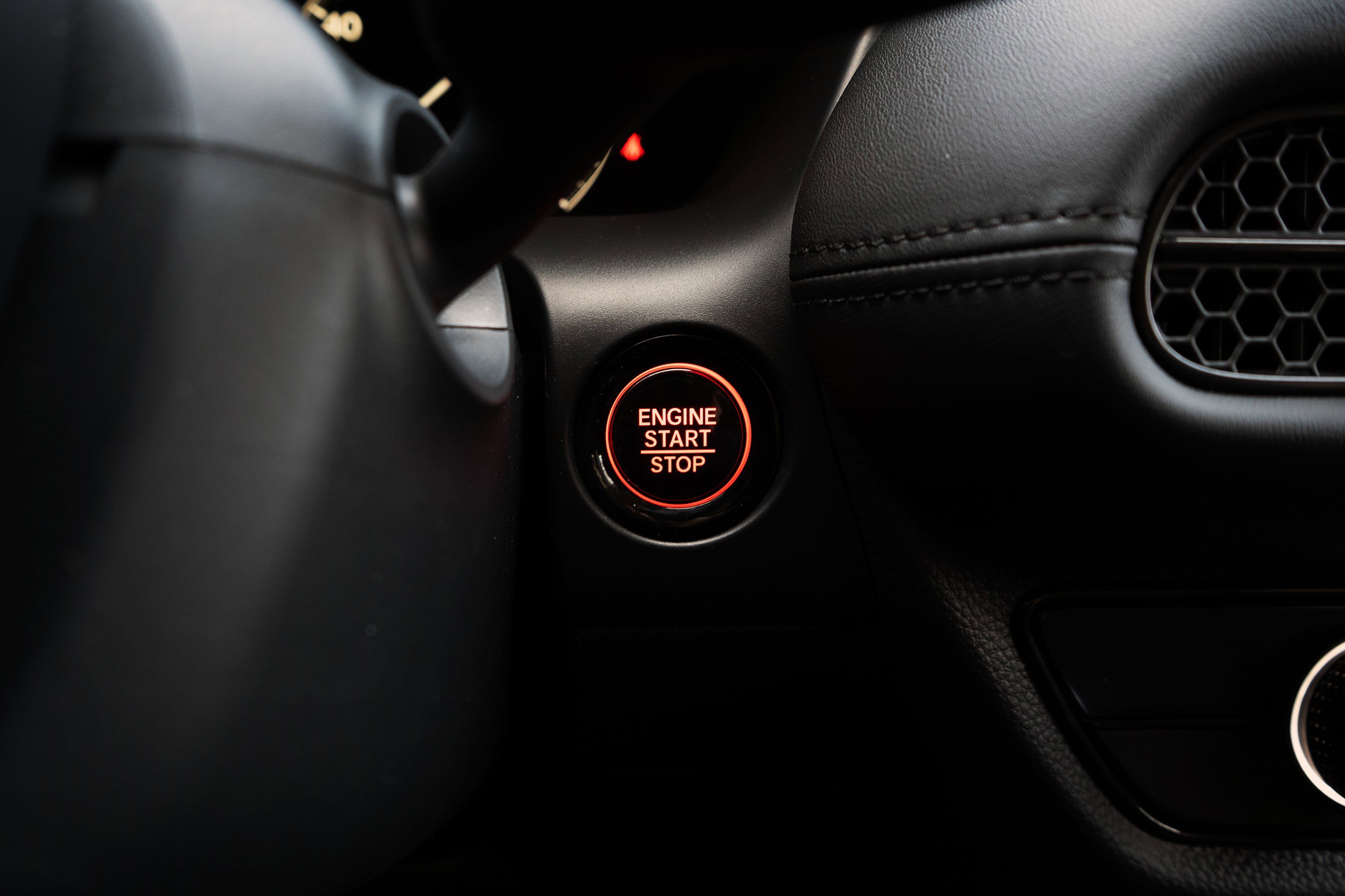 Certified 2026 Honda HR-V LX image 25