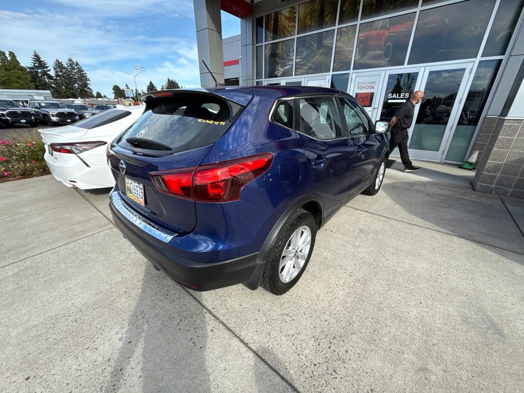 Used 2019 Nissan Rogue Sport S w/ Appearance Package FWD image 5