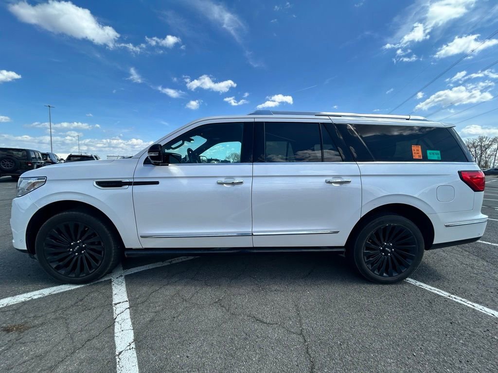 Used 2019 Lincoln Navigator L Reserve AWD/4WD image 5