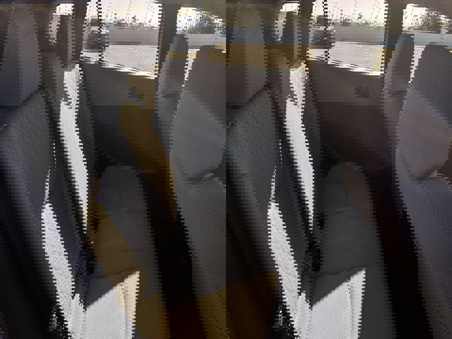 Used 2025 Toyota Corolla Cross L image 24