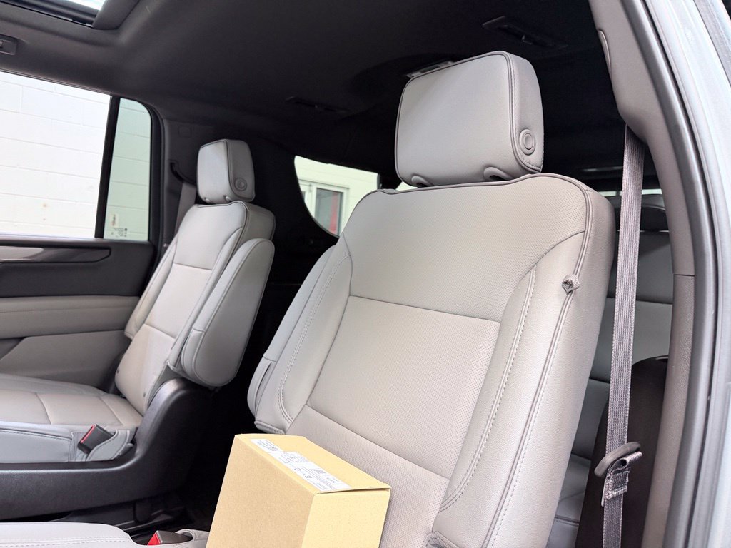 New 2026 GMC Yukon XL Elevation w/ Elevation Premium Package AWD/4WD image 24