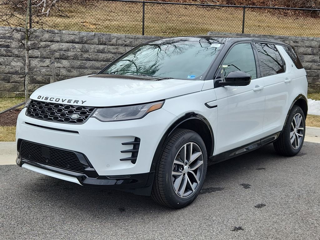 New 2026 Land Rover Discovery Sport Landmark